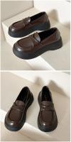 Nuevos zapatos individuales de un pedal, mocasines con suela de muffin, cabeza redonda - details 12