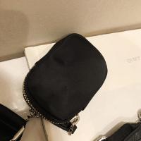 Bolso de hombro informal de nailon impermeable para mujer, moderno y fresco, decoración de cadena negra, cartera pequeña cruzada para axila - details 27