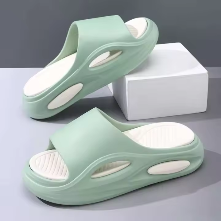 2025 zapatillas planas de las medias sandalias antideslizantes cómodas de moda de las nuevas mujeres - 1