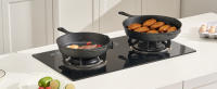 SucceBuy Juego de sartenes de hierro fundido, colección de 4 piezas (155, 205, 260, 305 mm), sartenes pre-sazonadas con mangos de silicona resistentes al calor, utensilios de cocina versátiles para hornos, estufas de gas, eléctricas e inducción, negro - details 6