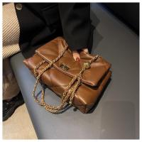 Bolso de cadena de moda con diseño de nicho para mujer 2025 Nuevo bolso cruzado de moda de primavera/verano Bolso cuadrado pequeño de un solo hombro con textura de alta calidad - details 24