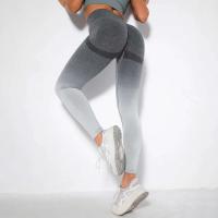 Malla de color degradado sin costuras para mujer, pantalones para correr Fiess con sandalia para realzar la cadera, pantalones de yoga de secado rápido - details 29