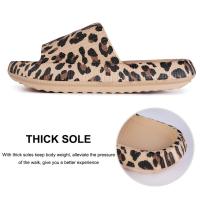 Suaves Zapatillas de Verano con Estampado de Leopardo Pantuflas Planas Antideslizantes para Hombres y Mujeres Pantuflas de Casa de Moda - details 11
