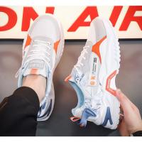 Zapatos masculinos nuevos zapatos deportivos con superficie de malla transpirable zapatos de moda para correr con suela gruesa para hombres blancos - details 12