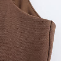 Falda plisada 3D Mini s con cuello redondo Moda para mujer en marrón - details 3