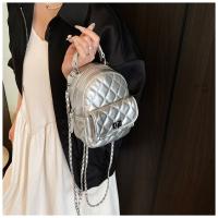 Moda pequeña fragancia textura portátil pequeña mochila diamante cadena de alto sentido versátil mochila diaria - details 29