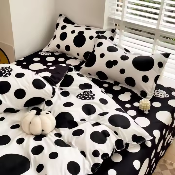 Juego de Ropa de Cama con Encaje Rosa INS de Tamaño Twin Queen King para Niñas y Adultos con Sábanas Florales y Funda de Almohada de Poliéster - 1