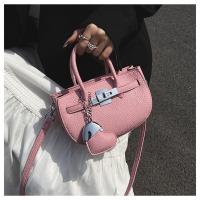 Bolsa de sillín portátil simple para mujer 2025 nueva bolsa de mensajero de hombro de tendencia de moda de estilo extranjero - details 39