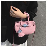 Bolsa de sillín portátil simple para mujer 2025 nueva bolsa de mensajero de hombro de tendencia de moda de estilo extranjero - details 42