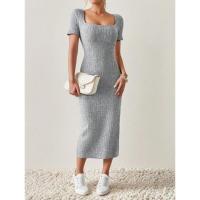 Vestido de punto versátil de verano con cuello cuadrado, largo medio, falda ajustada a la cadera, corto para la noche con abertura. - details 1