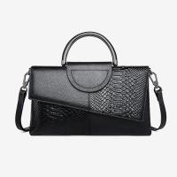 Bolso de hombro diagonal de cuero sintético PU de moda informal para mujer para cenas y bodas - details 12