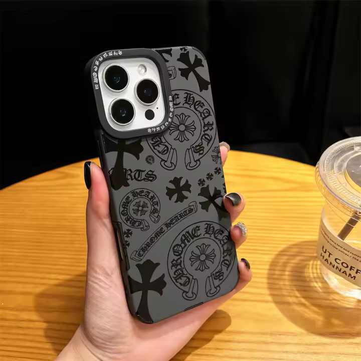 Funda de teléfono con patrón de corazones cromados, tela de silicona para iPhone 16Pro 16ProMax 15Pro, compatible con cámara MagSafe elevada 12/13/14ProMax, arte callejero anticaída - 1