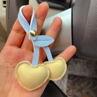 Lindo llavero de cuero PU, llavero de coche de amor, colgador de cuero PU, colgante de bolsa de dibujos animados de moda para hombres - details 5