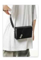 Bolso Cuadrado Pequeño Premium Bolso Versátil para Hombres y Mujeres Bolso de Hombro de Moda Popular para Jóvenes - details 7