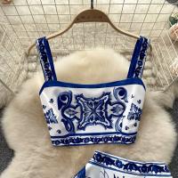 Conjunto de dos piezas a juego para mujer, Top corto con estampado de porcelana azul y blanca, Falda Midi oscilante - details 4