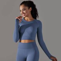 -Top Camisa deportiva de yoga de manga larga a rayas para mujer, sin costuras, que absorbe la humedad - details 3