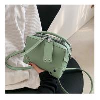 Bolso de gran capacidad de color sólido para mujer 2025 nuevo bolso de mensajero de hombro de moda bolso cuadrado pequeño simple de estilo extranjero bolso de mujer - details 29