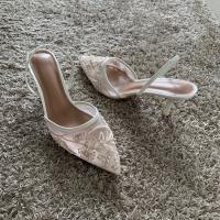 Sandalias de Tacón Alto para Mujer Bordadas y Elegantes Tacón Descubierto y Punta Estrecha - details 7