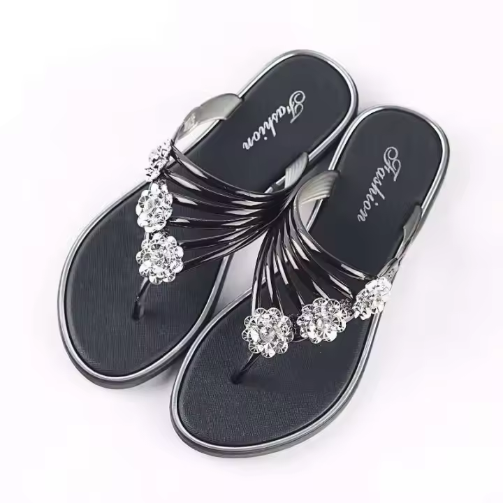 Chanclas de verano para mujer, sandalias planas con plantilla de PVC antideslizante, zapatillas deslizantes de moda para viajes en la playa al aire libre - 1