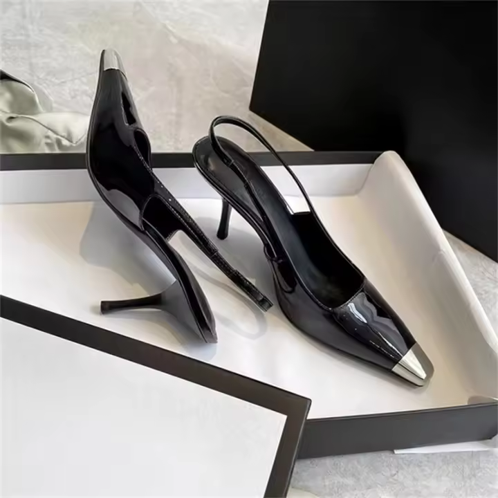 Tacones altos nuevos Park Caiying mismo metal cabeza cuadrada tacón delgado sandalias negras hermana imperial zapatos individuales - 1