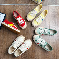 Aumento de altura interior 2 cm zapatos de lona clásicos nuevos zapatos de tablero juego de color casual suela gruesa zapatos pequeños blancos versátiles - details 0