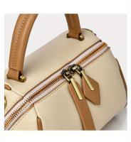 Bolso Tote de Gran Capacidad para Mujer - Herrajes Elegantes en Tono Dorado y Diseño Beige/Negro, Cierre de Cremallera, Correa Desmontable en Tono Dorado, Forro - Bolso Versátil para el Trabajo, Viajes y Uso Diario, Bolso Estructurado y Espacioso - details 6