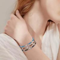 Pulsera Ajustable de Cuentas Naturales Turquesa y Amatista con Abalorios de Acero Inoxidable - details 3