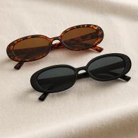 Conjunto de 2 Piezas de Gafas con Montura Redonda y Combinación de Colores Calientes, Sencillas y Modernas para Mejores Amigas y Parejas, Fotografía Urbana, Moda Individual - details 3