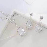 Collar de Lujo Sencillo con Doble Forma de Corazón Cadena con Colgante de Circonita de Cristal Exquisito Joyería de Boda, 2023 - details 9