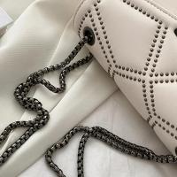 Bolso de hombro Retro con cadena y remaches para mujer, bandolera cuadrada pequeña a la moda de cuero PU con tapa, bolso de diseñador - details 20