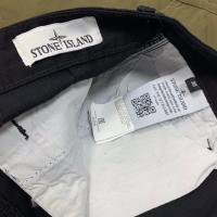 Shorts estilo workwear de alta calidad con logo bordado de Stone Island, aptos para deporte y hip-hop. - details 2