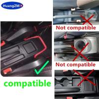 Vento VW Polo V 2009-2010 reposabrazos, iluminación CA con portavasos, piezas automotrices - details 1