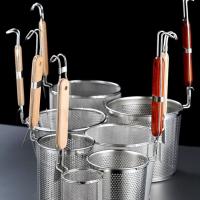 Embudo de acero inoxidable grueso, utensilios de cocina, mango de madera, colador de cesta para Pasta, cuchara colador de malla multifuncional para verduras - details 24