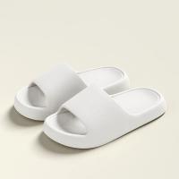 Zapatillas de casa sólidas de suela gruesa: toboganes interiores antideslizantes de verano para mujer, zapatillas de baño para hombres y mujeres - details 2