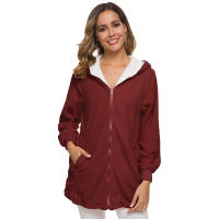Suéter de lana con chaqueta de lana de cordero con capucha y cremallera para mujer - details 22