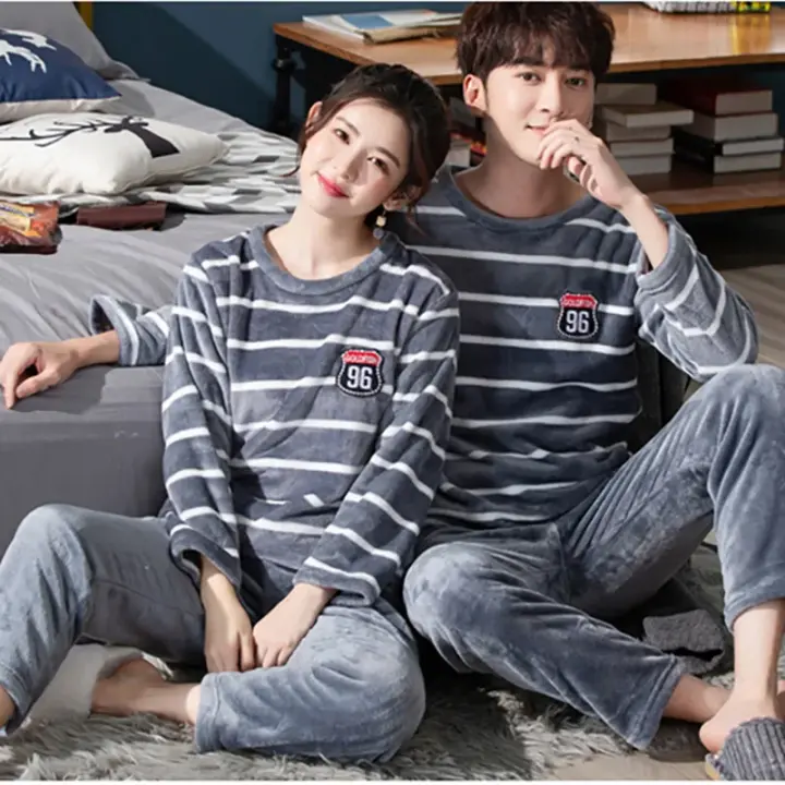 Pijamas de Pareja de Vellón de Coral Grueso Ropa de Casa Cálida para Invierno con Tela de Cara Acolchada para Hombres y Mujeres - 1