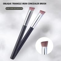 Brocha Resaladora de Alta Iluminación Figura de Triángulo Cepillos Sintéticos para Base-Contorno-Corrector-Iluminador Aromaterapia y Fragancia para el Hogar - details 1
