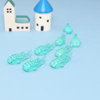Figura de tiburón azul manchado para decoración del hogar, modelo de ballena, pez dorado, Animal marino, Océano, pequeño, adorno de escritorio en miniatura, 1 a 10 piezas - details 6
