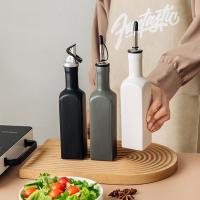Botella dispensadora de aceite de oliva de cerámica para reducir la oxidación, vinagrera de aceite opaco de diseño moderno vacío con etiquetas adhesivas, embudo - details 9