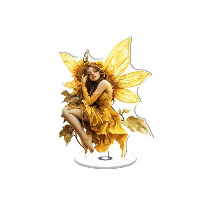 Escultura acrílica giratoria de una hada amarilla de girasol con fondo blanco que muestra detalles de cuerpo completo en un estilo escultórico altamente realista. - 1