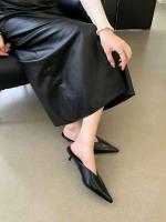 Zapatillas de tacón alto con gatito de verano a la moda, zapatos de mujer, mula de charol negro puntiagudo - details 2