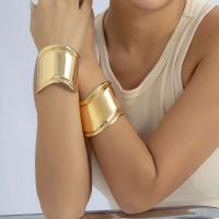 Brazaletes abiertos anchos Punk gitano exagerados para mujer, pulsera de brazo de Metal pesado, brazalete Retro Irregular de tres ondulaciones - details 1