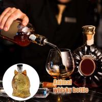 Cabeza de lobo, elefante, búho, ciervo, papá, marido, whisky de cristal, exquisita botella de vino, decoración del hogar - details 4