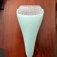 Rodillo de hielo de enfriamiento facial masajeador herramienta de elevación de la piel para el cuidado de la piel facial - details 8