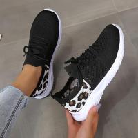 Tenis con estampado de leopardo para mujer, primavera otoño, nuevos deportes de malla transpirable para correr, zapatos planos cómodos y a la moda para caminar - details 1