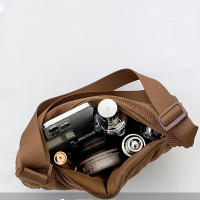 Bolso Cruzado Semi-Luna Bolso de Hombro de Pana Casual para Mujeres Bolso de Mano de Viaje de Color Sólido - details 28