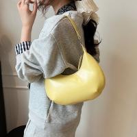 Bandolera de cuero de Pu de Color sólido, bolso Hobo de gran capacidad con forma de luna para mujer, bolso Hobo de estilo coreano para chica - details 7