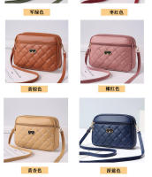 Bolso bandolera acolchado de PU con hombro cuadrado pequeño para mujer, versátil, de moda - details 18