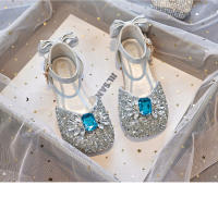 Nuevos zapatos plateados de cristal con suela blanda Baotou, zapatos de niña con diamantes de imitación, zapatos de rendimiento. - details 15