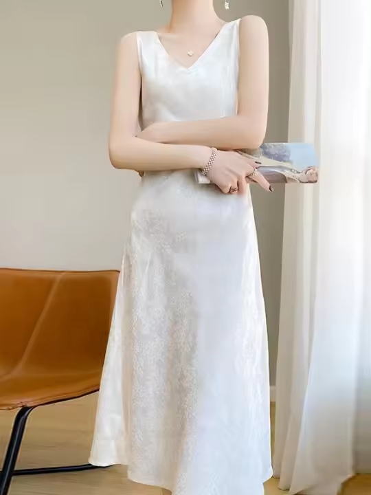 Vestido de Sedan de Seda de Lujo Ligero Francés Acetato de Satén Adelgazante sin Mangas para Mujeres en Verano - 1